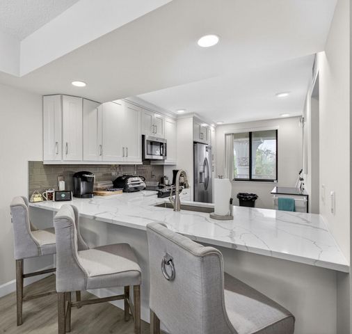 2441 Village Boulevard 403, West Palm Beach, FL 33409