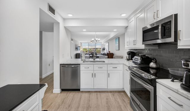 2441 Village Boulevard 403, West Palm Beach, FL 33409