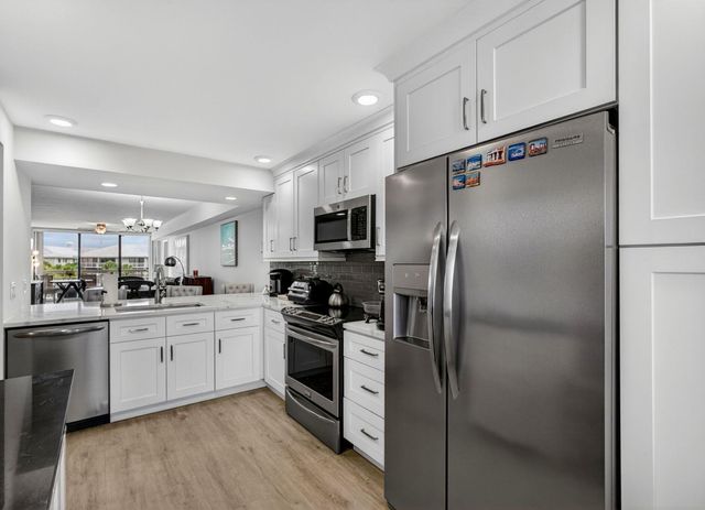 2441 Village Boulevard 403, West Palm Beach, FL 33409