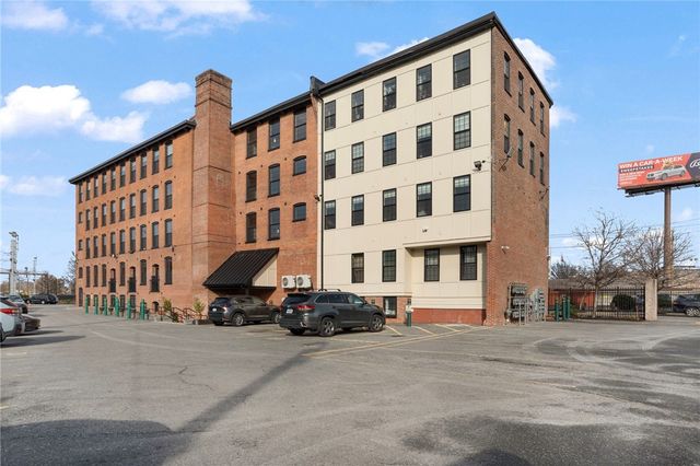 50 Ashburton Street 23, Providence, RI 02904