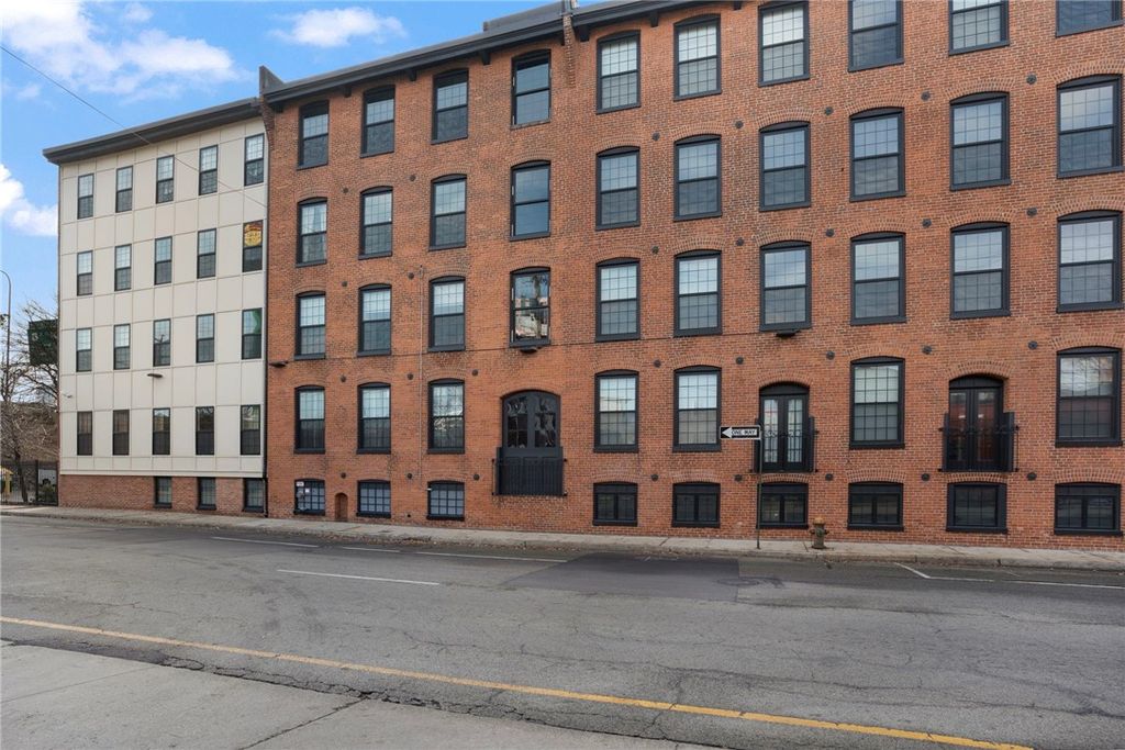 50 Ashburton Street 23, Providence, RI 02904