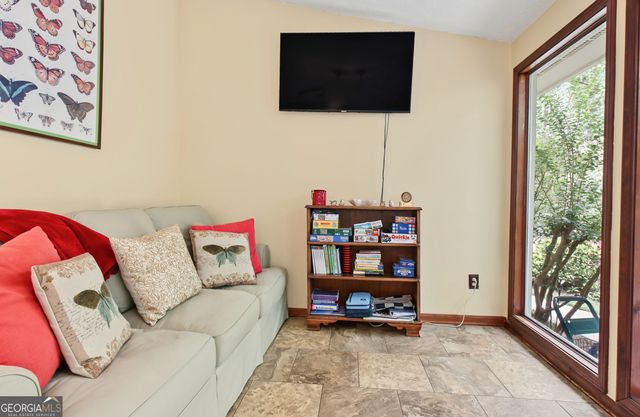 100 Hillside Drive, Fayetteville, GA 30214