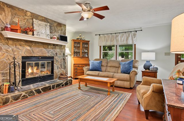 100 Hillside Drive, Fayetteville, GA 30214