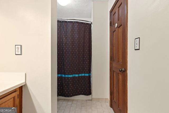 100 Hillside Drive, Fayetteville, GA 30214