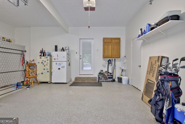 100 Hillside Drive, Fayetteville, GA 30214