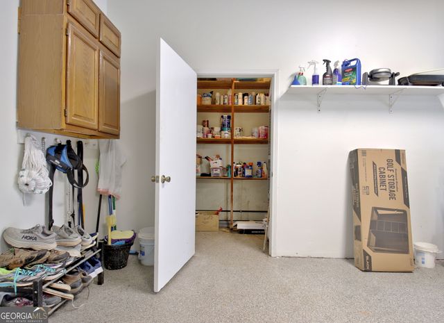 100 Hillside Drive, Fayetteville, GA 30214