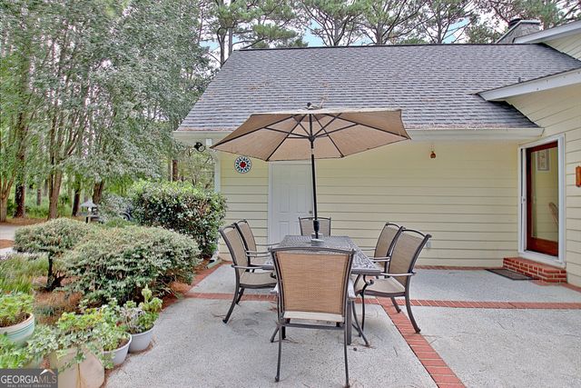 100 Hillside Drive, Fayetteville, GA 30214