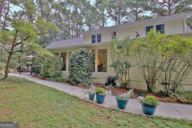 100 Hillside Drive, Fayetteville, GA 30214