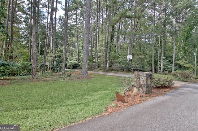 100 Hillside Drive, Fayetteville, GA 30214