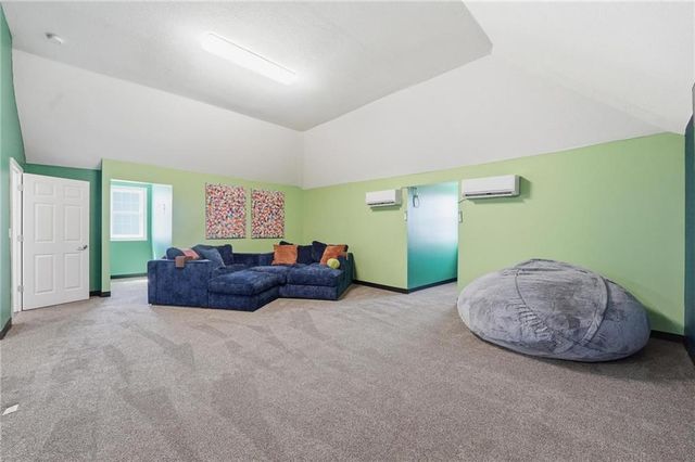 3317 N 103rd Court, Kansas City, KS 66109