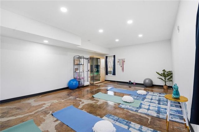 3317 N 103rd Court, Kansas City, KS 66109