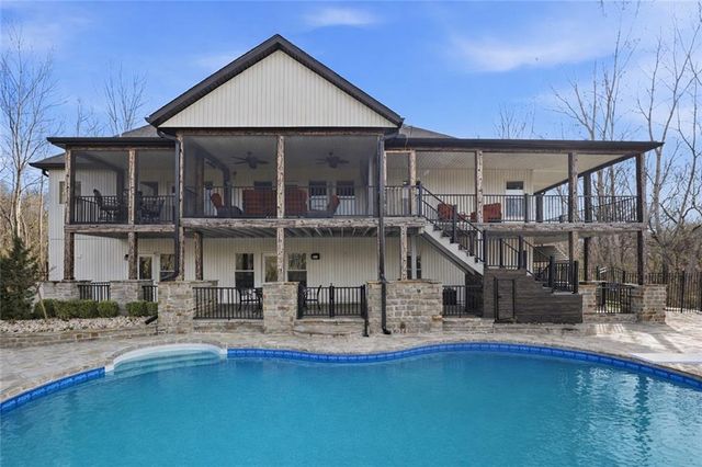 3317 N 103rd Court, Kansas City, KS 66109