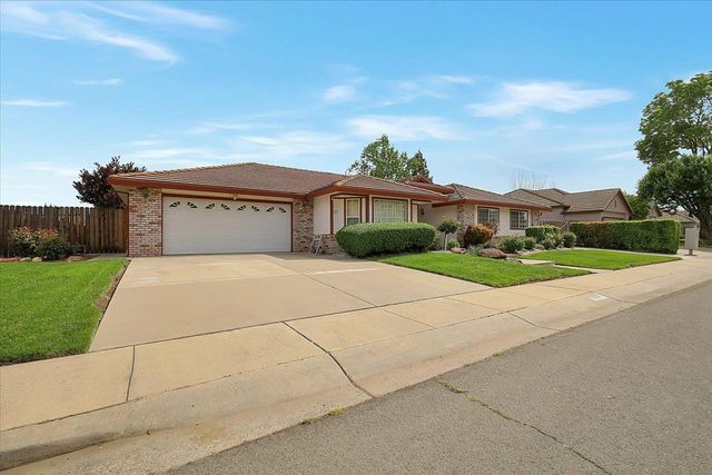 3271 Stonegate Dr, Yuba City, CA 95993