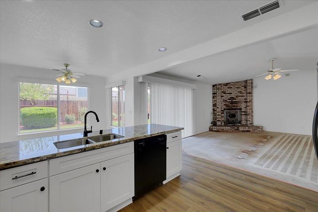 3271 Stonegate Dr, Yuba City, CA 95993