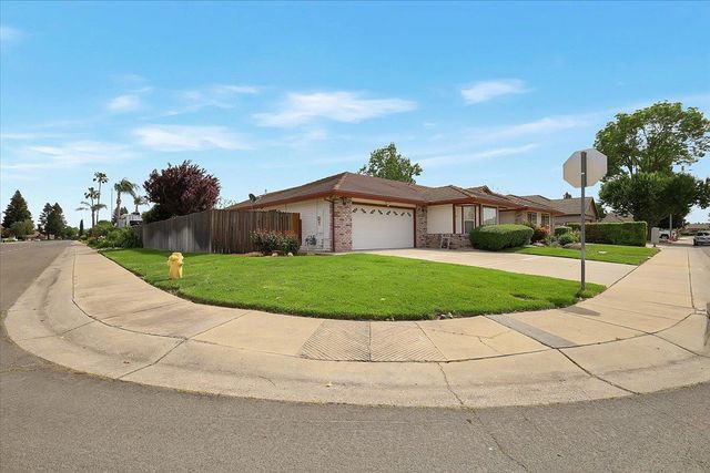3271 Stonegate Dr, Yuba City, CA 95993