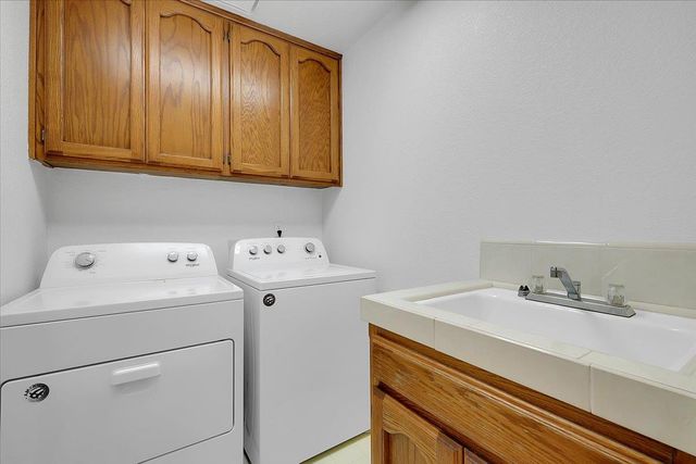 3271 Stonegate Dr, Yuba City, CA 95993