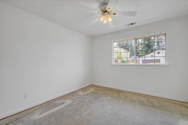 3271 Stonegate Dr, Yuba City, CA 95993