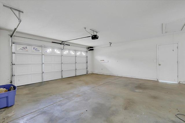 3271 Stonegate Dr, Yuba City, CA 95993