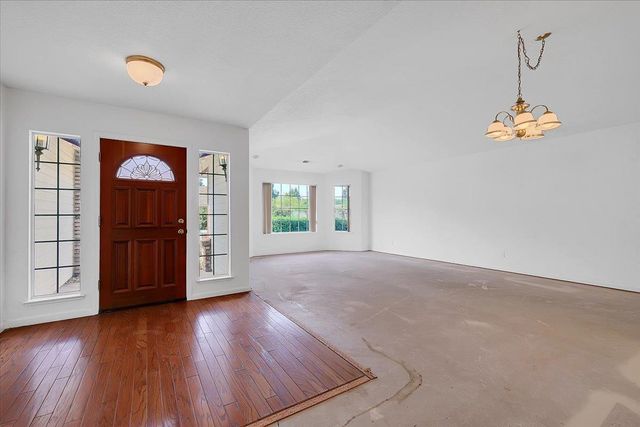 3271 Stonegate Dr, Yuba City, CA 95993