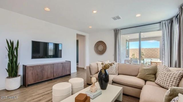 15796 W WINSLOW Avenue, Goodyear, AZ 85338