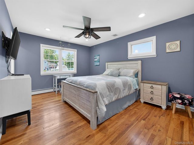 42 Chestnut Oval, Orangeburg, NY 10962