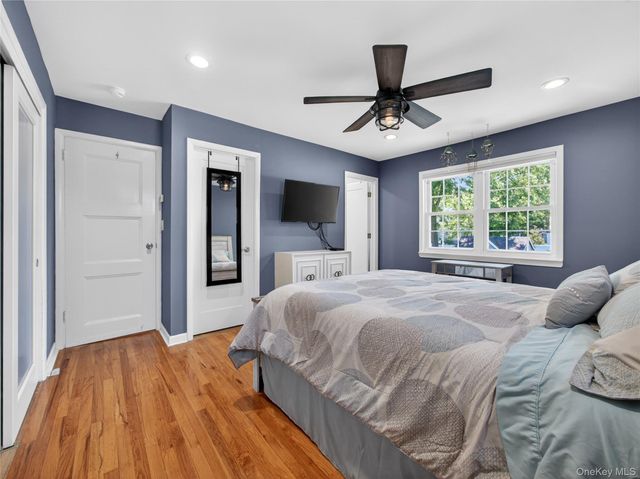 42 Chestnut Oval, Orangeburg, NY 10962