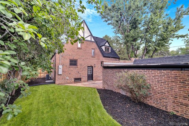 1725 Forest Street Parkway, Denver, CO 80220