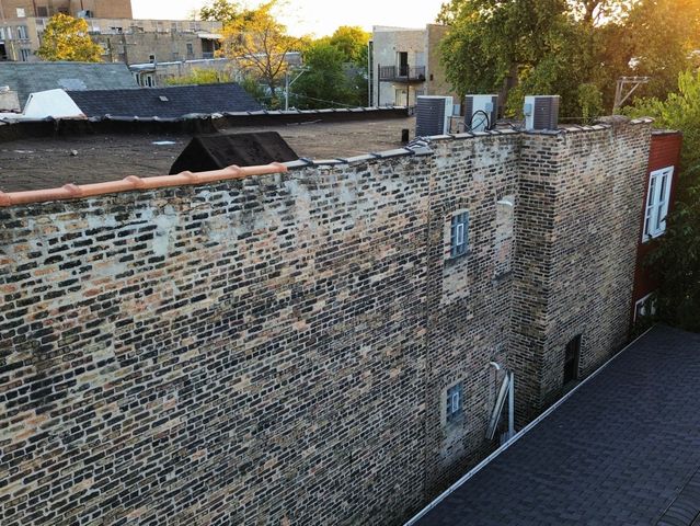 1342 S FAIRFIELD Avenue, Chicago, IL 60608