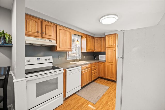 52 Earl Street, West Warwick, RI 02893