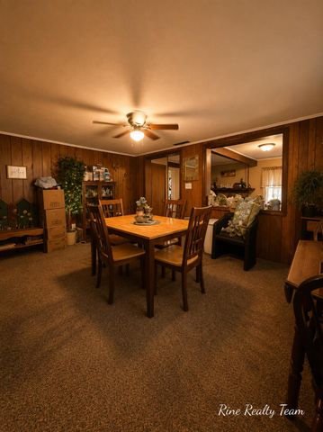 18 E Montgomery Street, Hillsdale, MI 49242