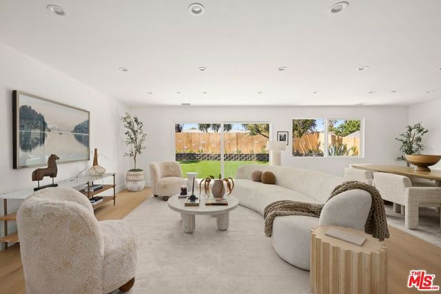 23861 Gilmore Street, Los Angeles, CA 91307
