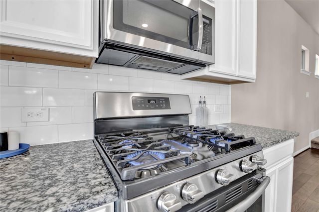 1715 Billfish Boulevard, Houston, TX 77345