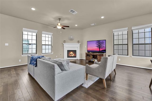 1715 Billfish Boulevard, Houston, TX 77345