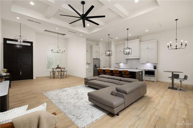 3209 W Brentwood Street, Edinburg, TX 78539