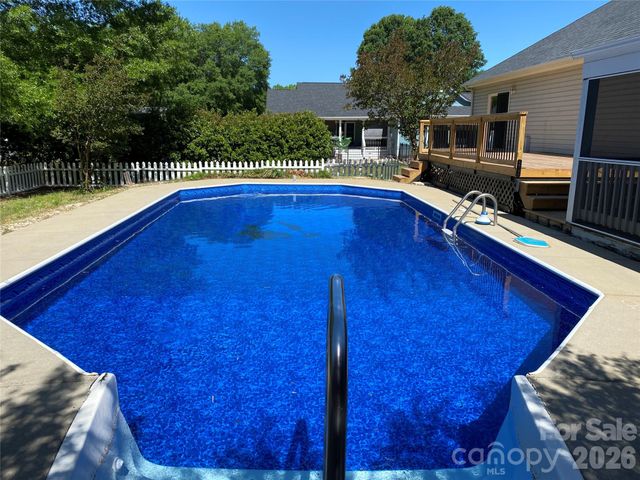 2999 Eastview Road, Rock Hill, SC 29732