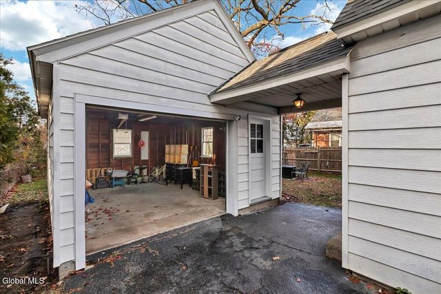 1157 McClellan Street, Schenectady, NY 12309