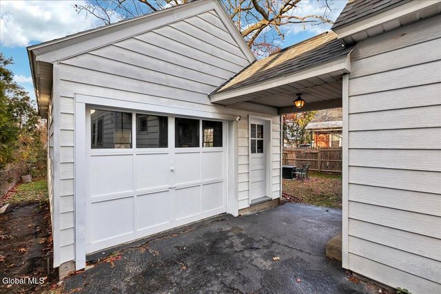 1157 McClellan Street, Schenectady, NY 12309