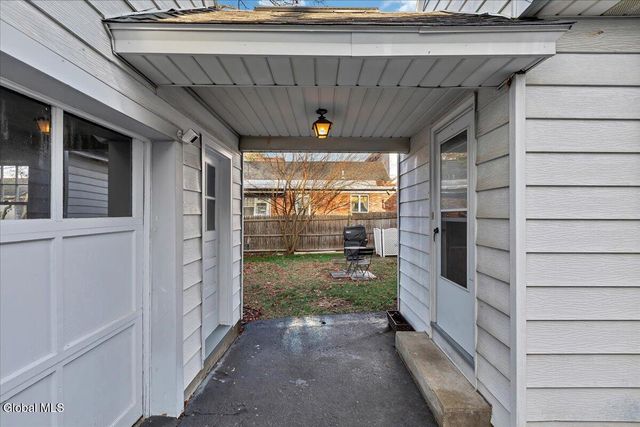 1157 McClellan Street, Schenectady, NY 12309