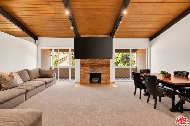 6315 Green Valley Circle 300, Culver City, CA 90230
