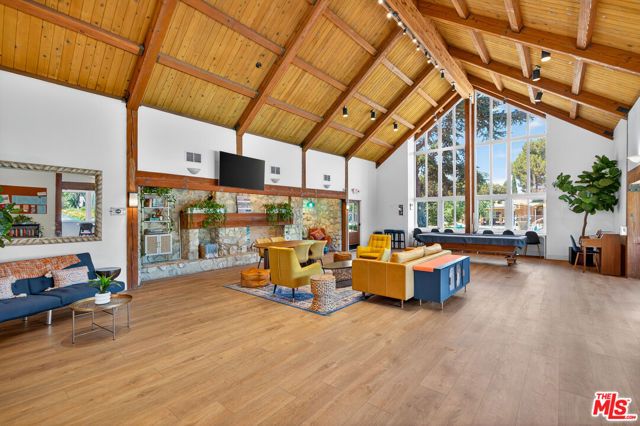 6315 Green Valley Circle 300, Culver City, CA 90230