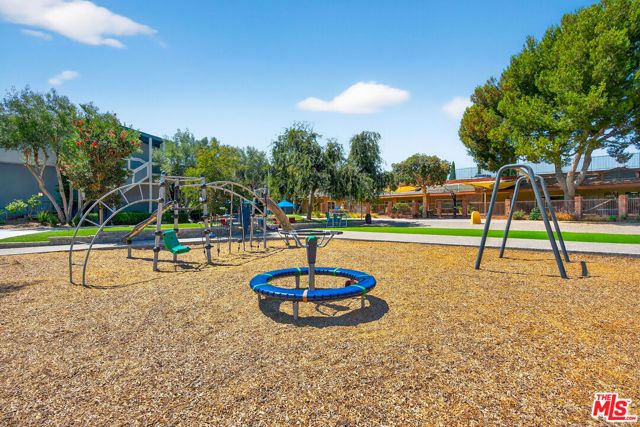 6315 Green Valley Circle 300, Culver City, CA 90230