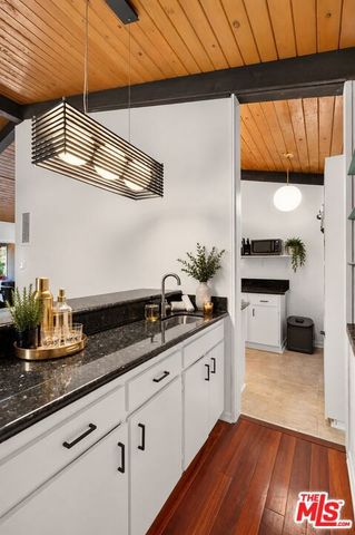 6315 Green Valley Circle 300, Culver City, CA 90230