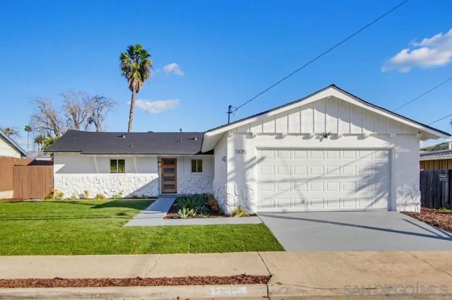 13015 Carriage Rd, Poway, CA 92064