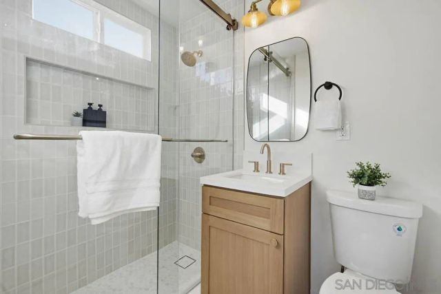 13015 Carriage Rd, Poway, CA 92064