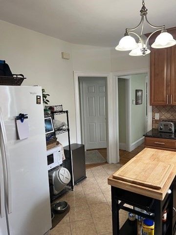 158 Willow St Boston 1, Boston, MA 02132