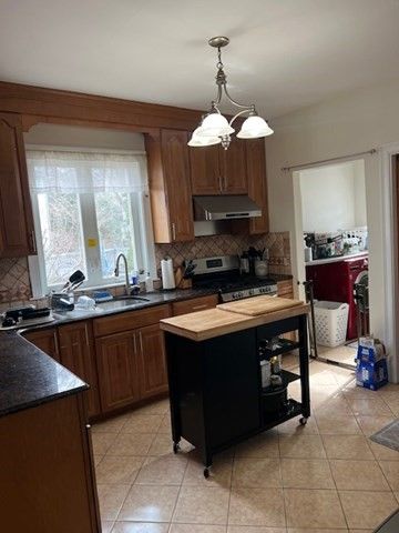 158 Willow St Boston 1, Boston, MA 02132