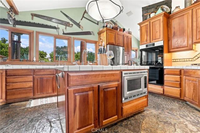 310 S Mountain Avenue, Monrovia, CA 91016