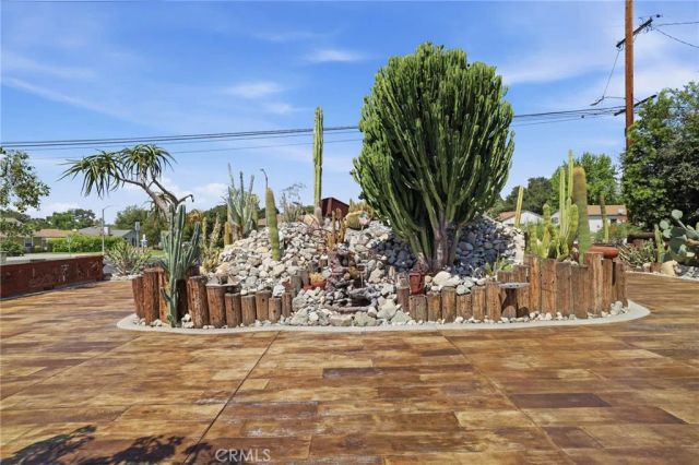 310 S Mountain Avenue, Monrovia, CA 91016