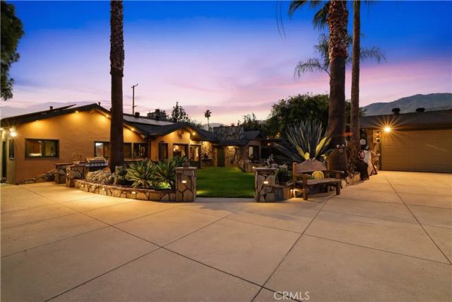 310 S Mountain Avenue, Monrovia, CA 91016