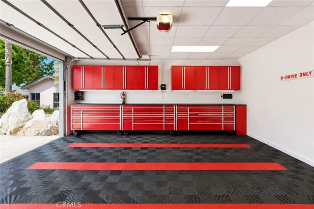 310 S Mountain Avenue, Monrovia, CA 91016